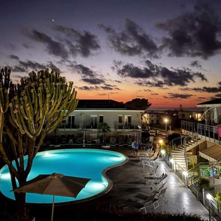 Residence Bidreams Zambrone Bagian luar foto