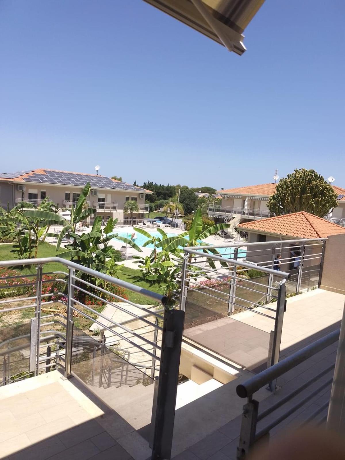 Residence Bidreams Zambrone Bagian luar foto